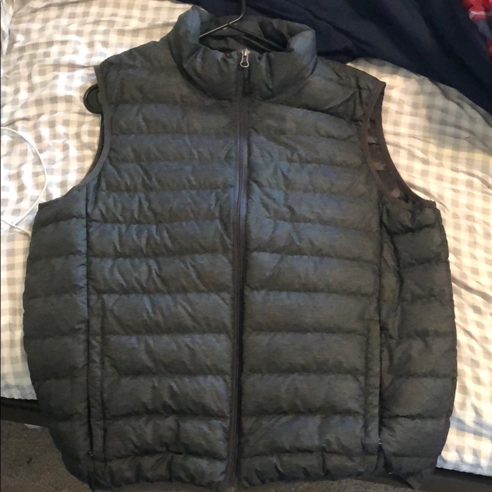 Hawke & Vo. Sport performance vest.